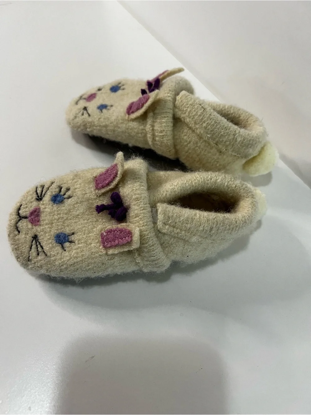 Garnet Hill Baby Boiled Wool Bunny Slippers Cream Embroidered Animal House Shoes